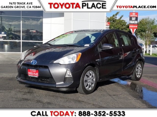 Pre Owned 2013 Toyota Prius C Two 5d Hatchback In Garden Grove